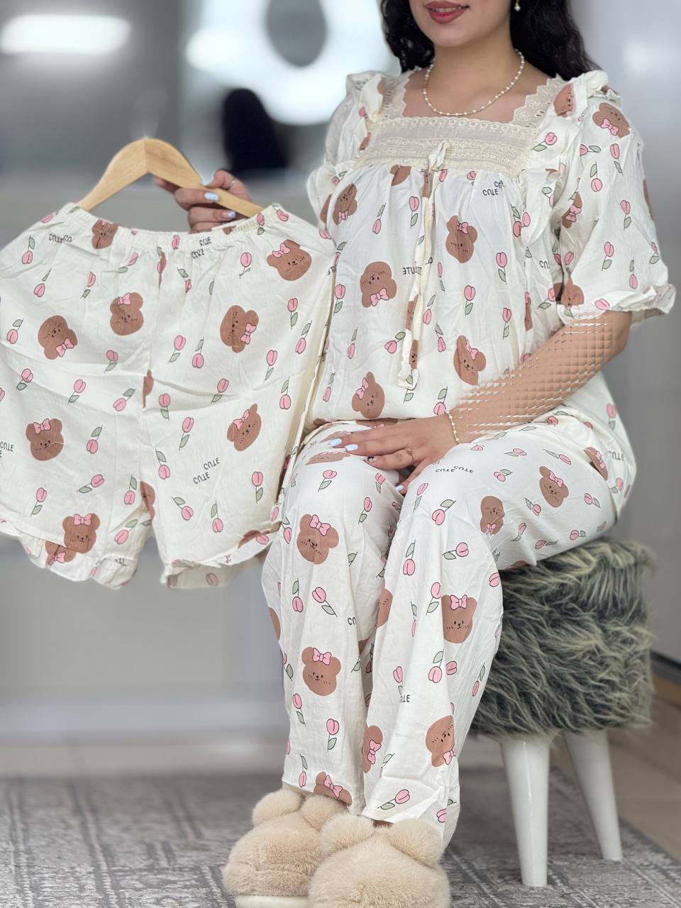 ست سه تیکه یقه گیپور خرس و لاله کد 6348