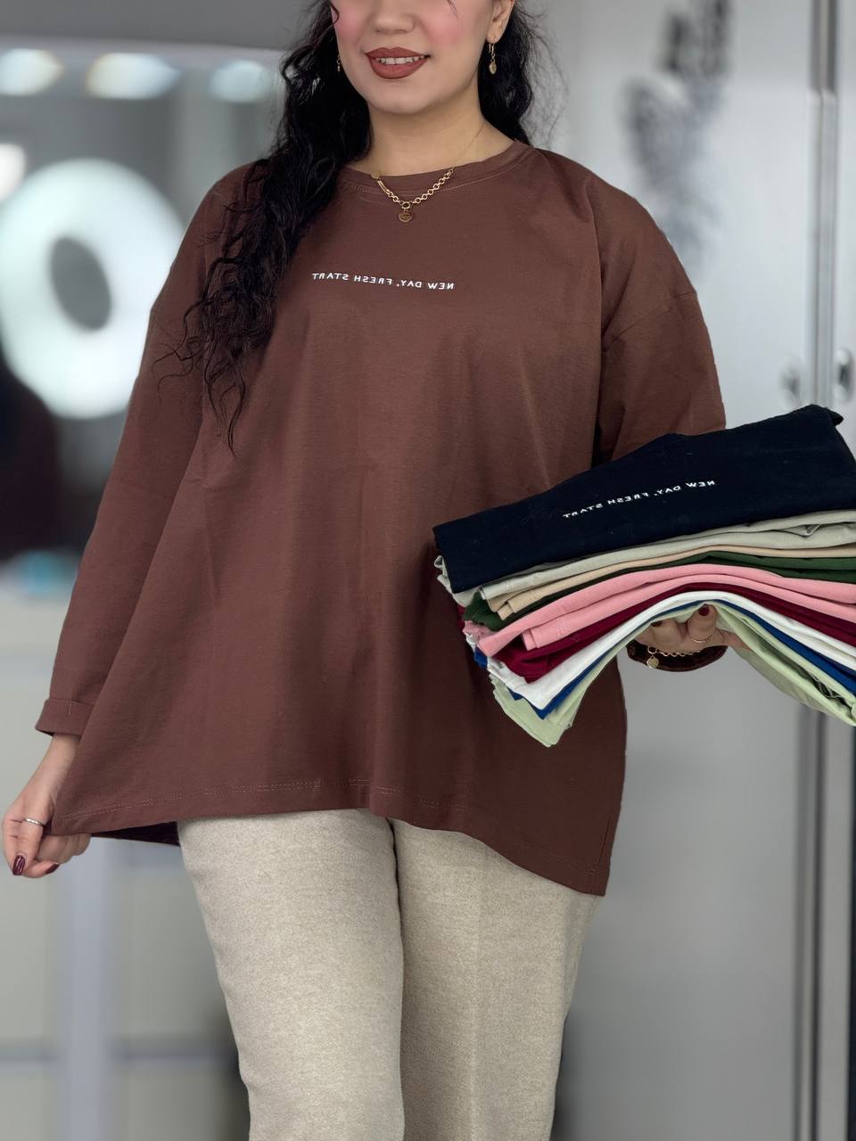 بلوز استین بلند پاکتی طرح فونت کد 6453